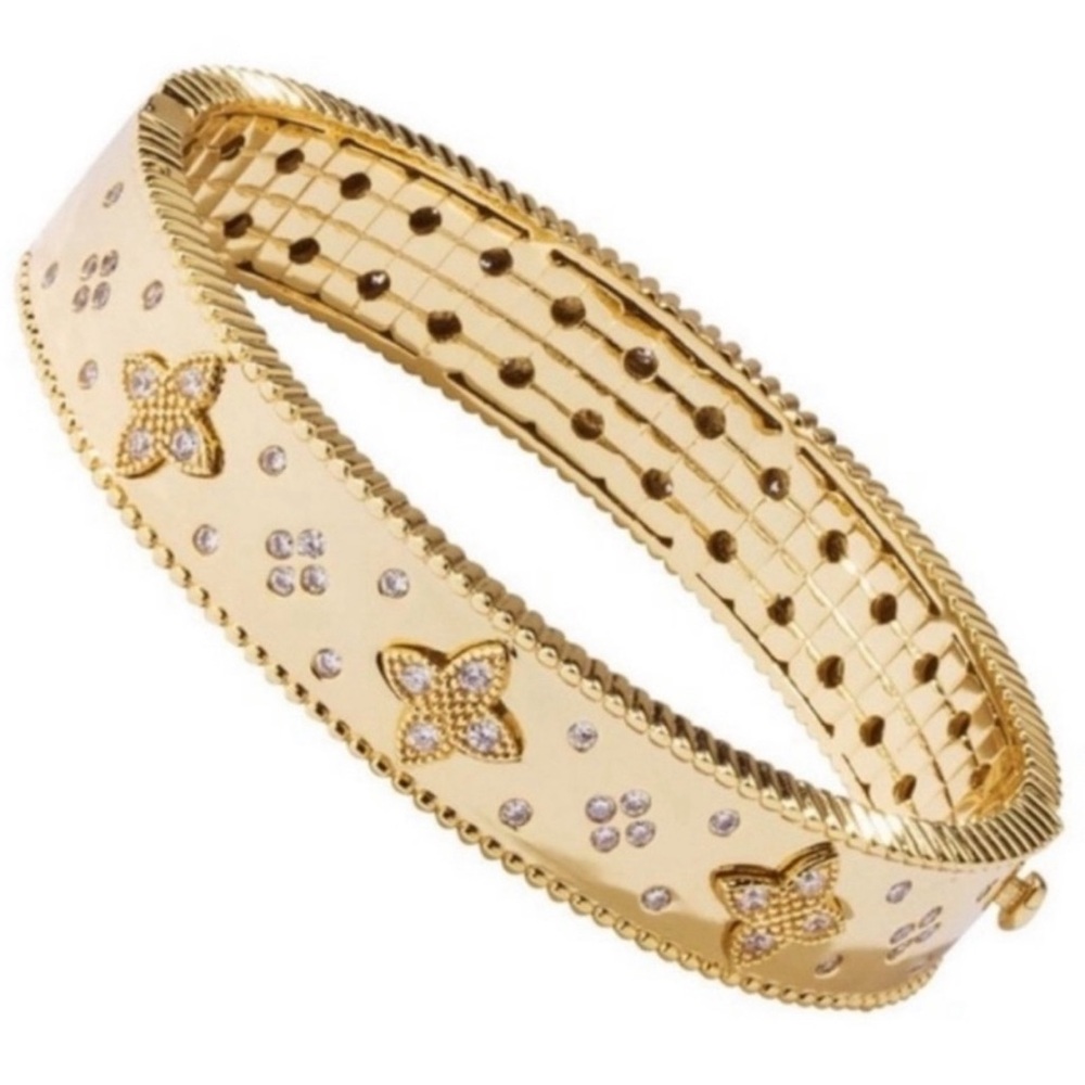ISO Looking for this bracelet